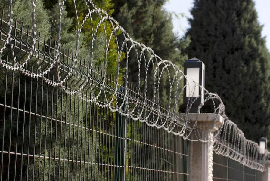 Clôtures électriques