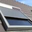 Fenêtre de toit Velux : pose facile d’un volet roulant solaire