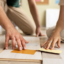 Pose de parquet flottant stratifié vs contrecollé : quel matériau choisir pour une rénovation de cuisine ?