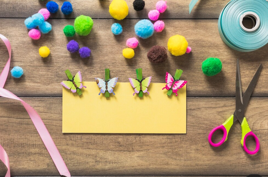 L'art du quilling pour des cartes de Pâques tout en volume